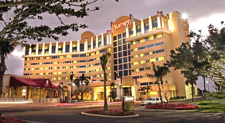 西棕榈滩万豪酒店 外观 照片